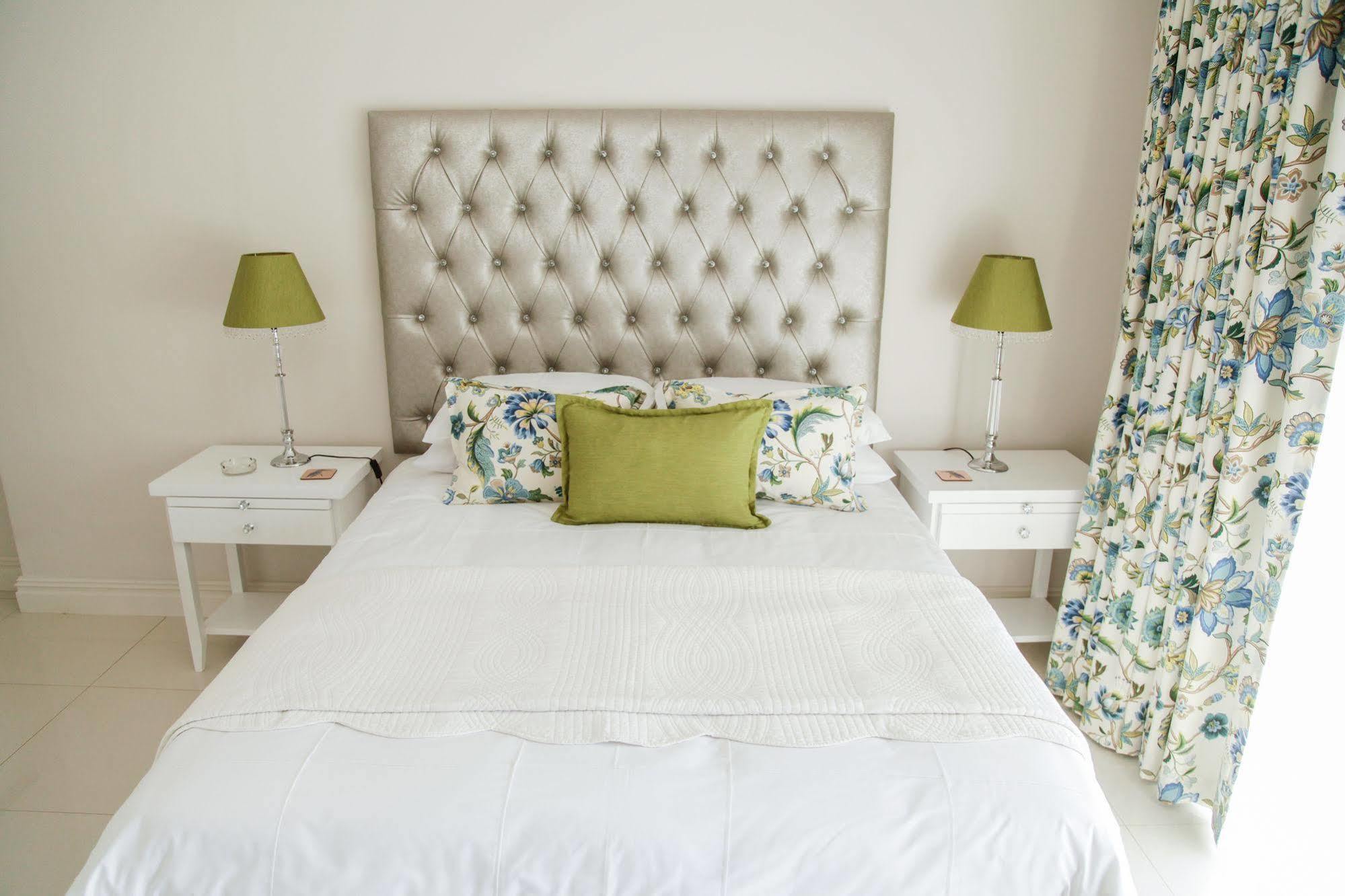 Hilltop Guesthouse Bellville Dış mekan fotoğraf